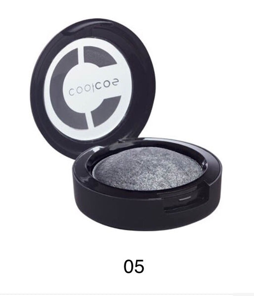 Eyeshadow silky baked light grå nuancer